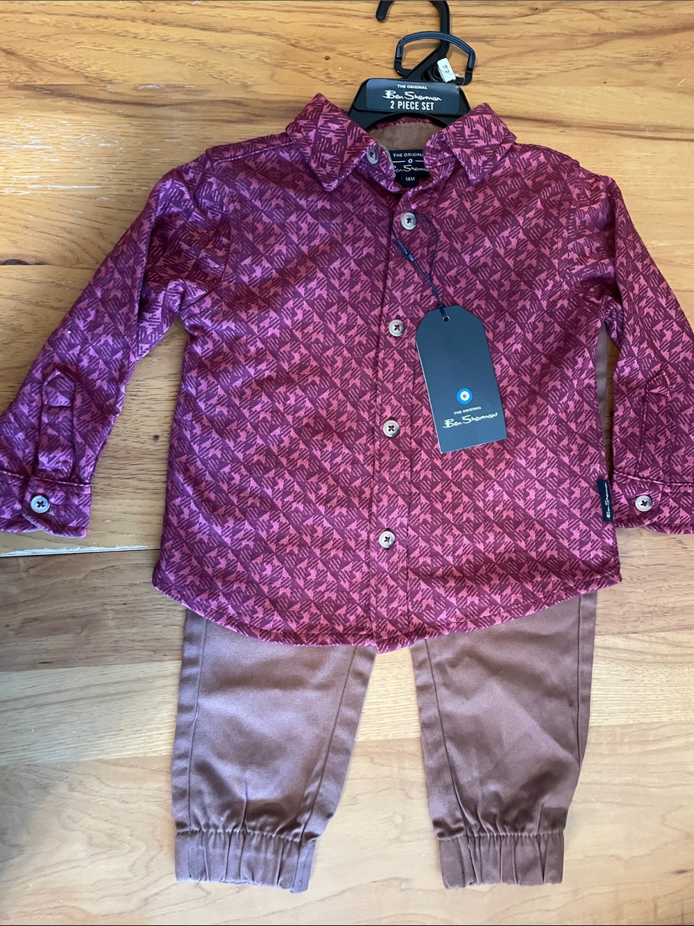 Ben Sherman Red Patterned Button-Down Shirt and Tan Pants Set